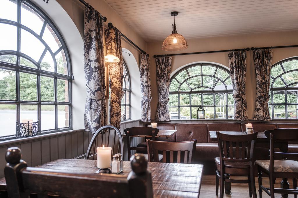 The Princess Royal Farnham  Exterior photo